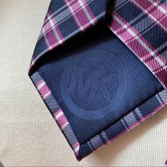 Michale Kors silk fresh plaid tie, NWT - Picture 3 of 5
